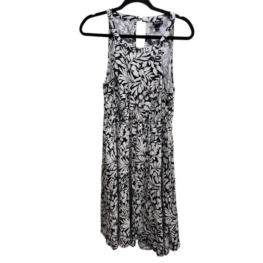 NWT Torrid Black and White Floral Print Midi Dress Size LARGE - Picture 7 of 16